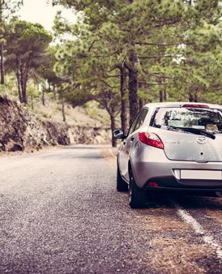 Jakie akcesoria motoryzacyjne warto mieć w samochodzie?