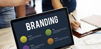 Jak zamontować markizę do busa?