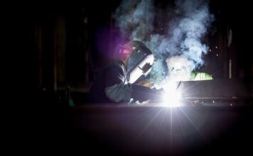 Jaka maska spawalnicza dla amatora?