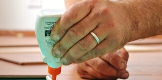 Jak zrobić laminat z włókna szklanego?