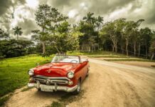 Z czego składa się samochód?