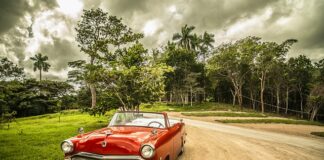 Z czego składa się samochód?