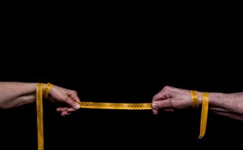 Ile za metr kopania minikoparką? Ile za metr kopania minikoparką?